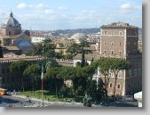 Panteon dal Vittoriano * 11/03/01 14.15